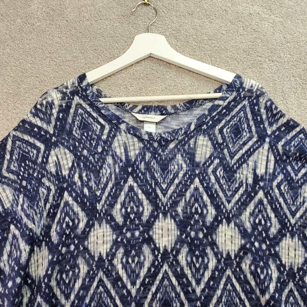 CJ Banks Blue White Ikat Diamond Print Short Sleeve Tunic Top Plus Size 2X - Picture 3 of 10